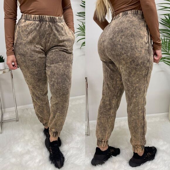 NWT Zenana Acid Wash Jogger - Picture 2 of 6